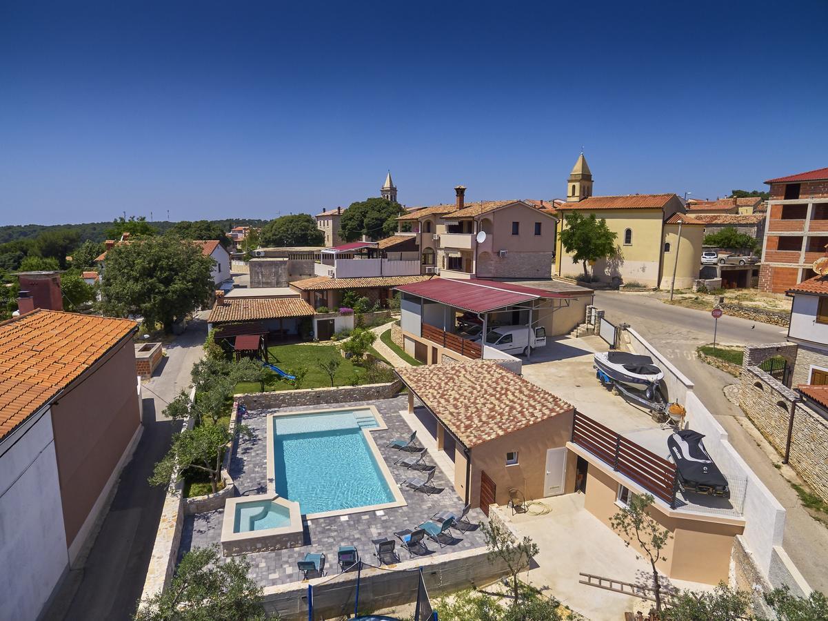 Apartments Ceh Ližnjan 外观 照片